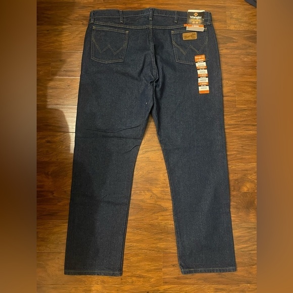 NWT Wrangler Flame Resistant Jeans Size 44x32 - Picture 6 of 7